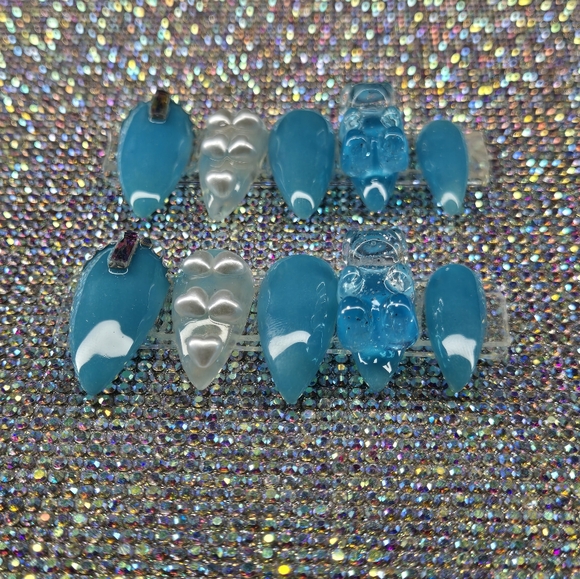 Acrylic press on nails - Picture 5 of 6